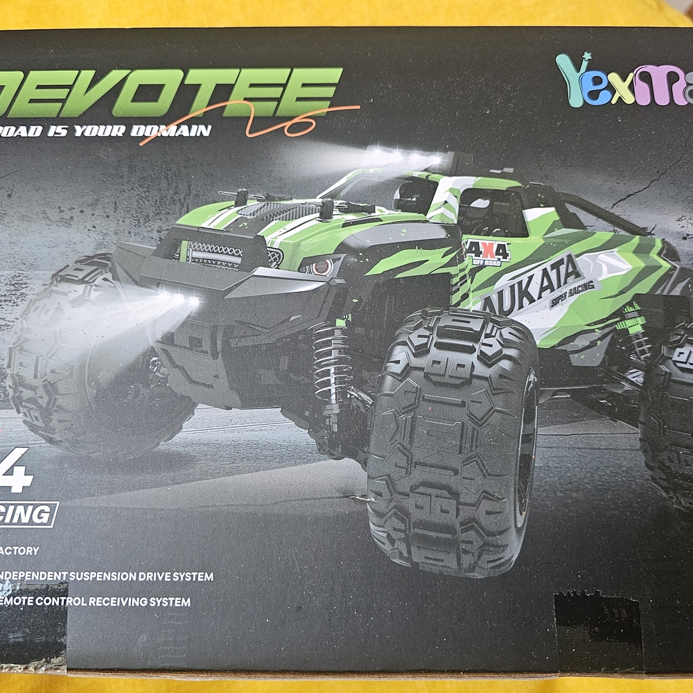Green and Black Off-Road RC Vehicle